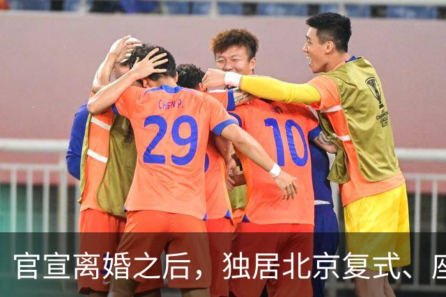 官宣离婚之后，独居北京复式、座驾奔驰大 G 的李小冉，私下日子过得有多惬意